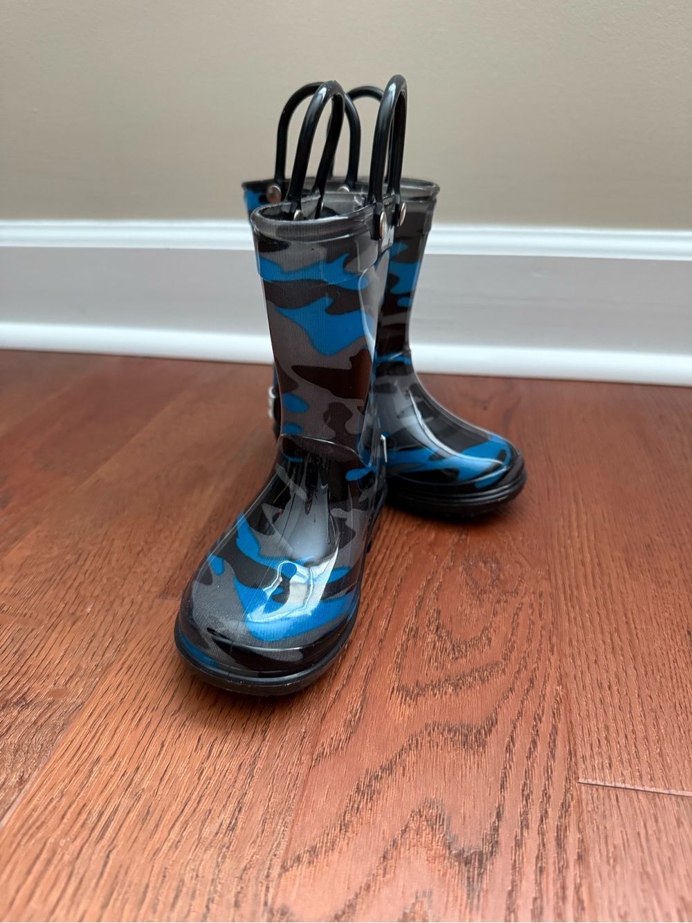London Fog Boys Toddler Size 6 Blue Camo Waterproof Rain Boots Pull On Handles